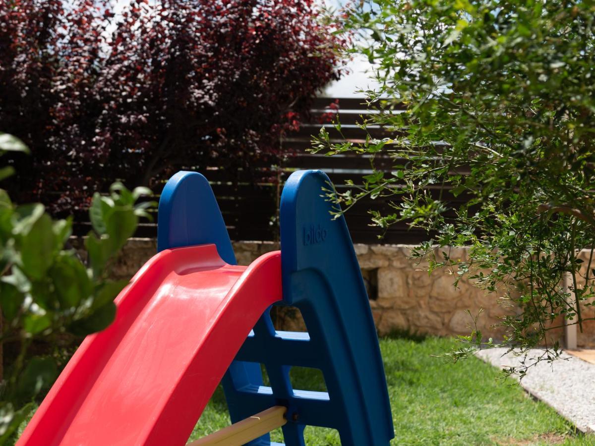 Family Villa Rousa In Rethymno With Pool, Bbq And Kids Area Loutra  ภายนอก รูปภาพ